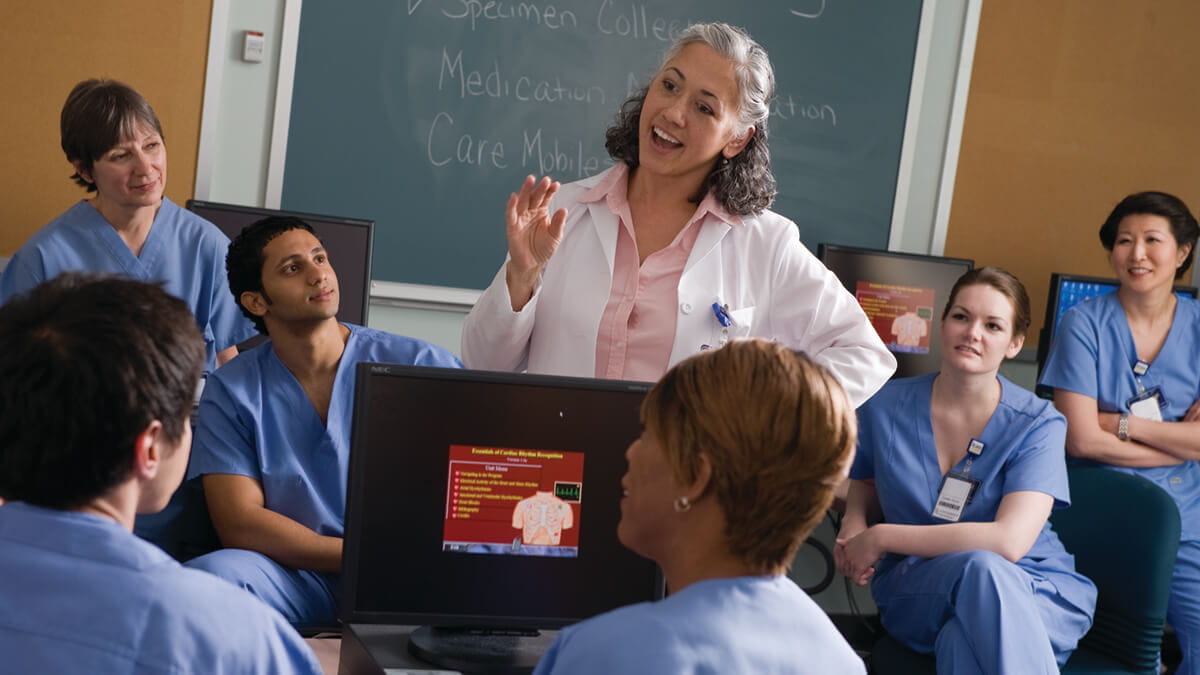 Become a Healthcare Thought Leader With an Online Nursing Degree
