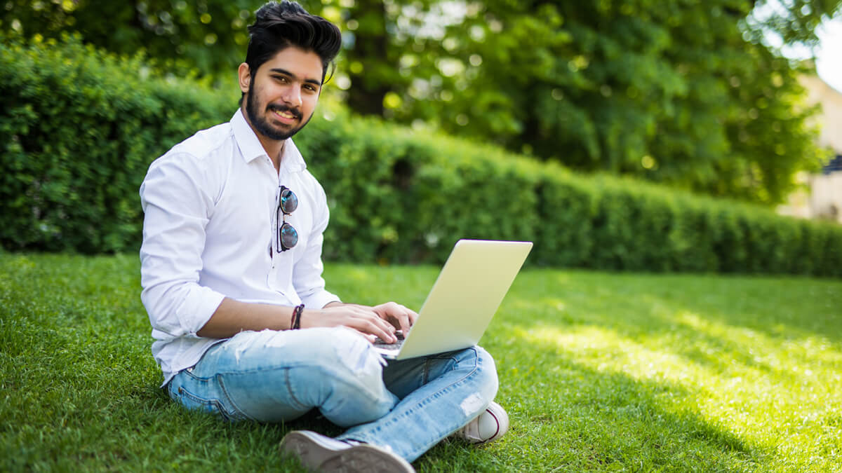 6 Reasons Why International Students Should Learn Online 
